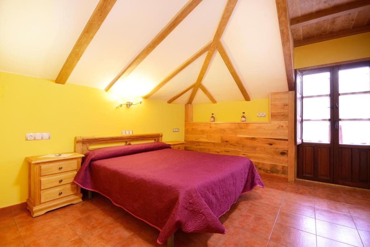 Posada Casa Rosalia Кастро-Урдіалес Екстер'єр фото